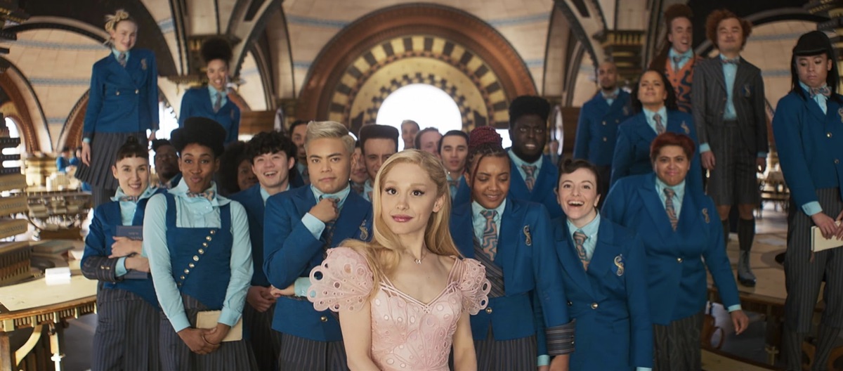 현재상영작 영화 위키드