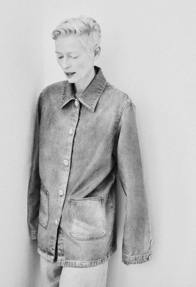 룸 넥스트 도어