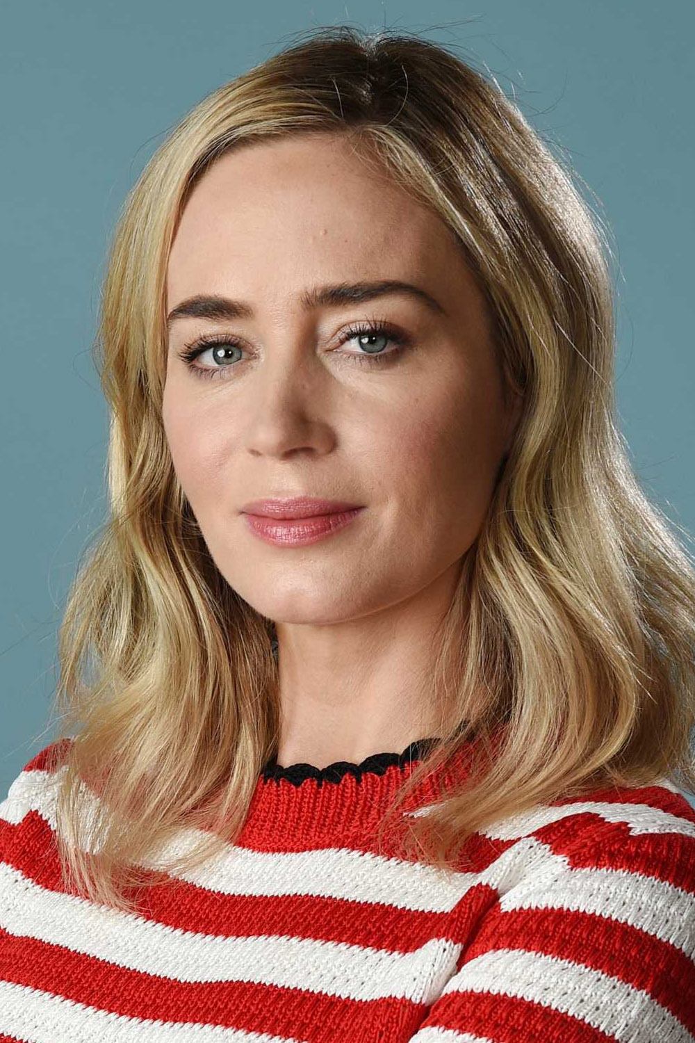 Emily Blunt 프로필 — 디스클로저 데이 마가렛 페어차일드